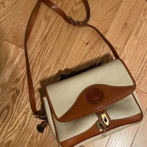 Vintage Dooney and Bourke crossbody